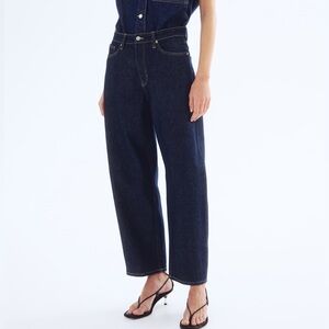 H&M Barrel Loose Fit High Waist Jeans - Size 4
